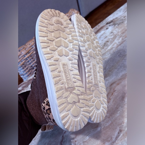 Women’s HEYDUDE Denny crafted boots- Size 9 - Picture 6 of 7